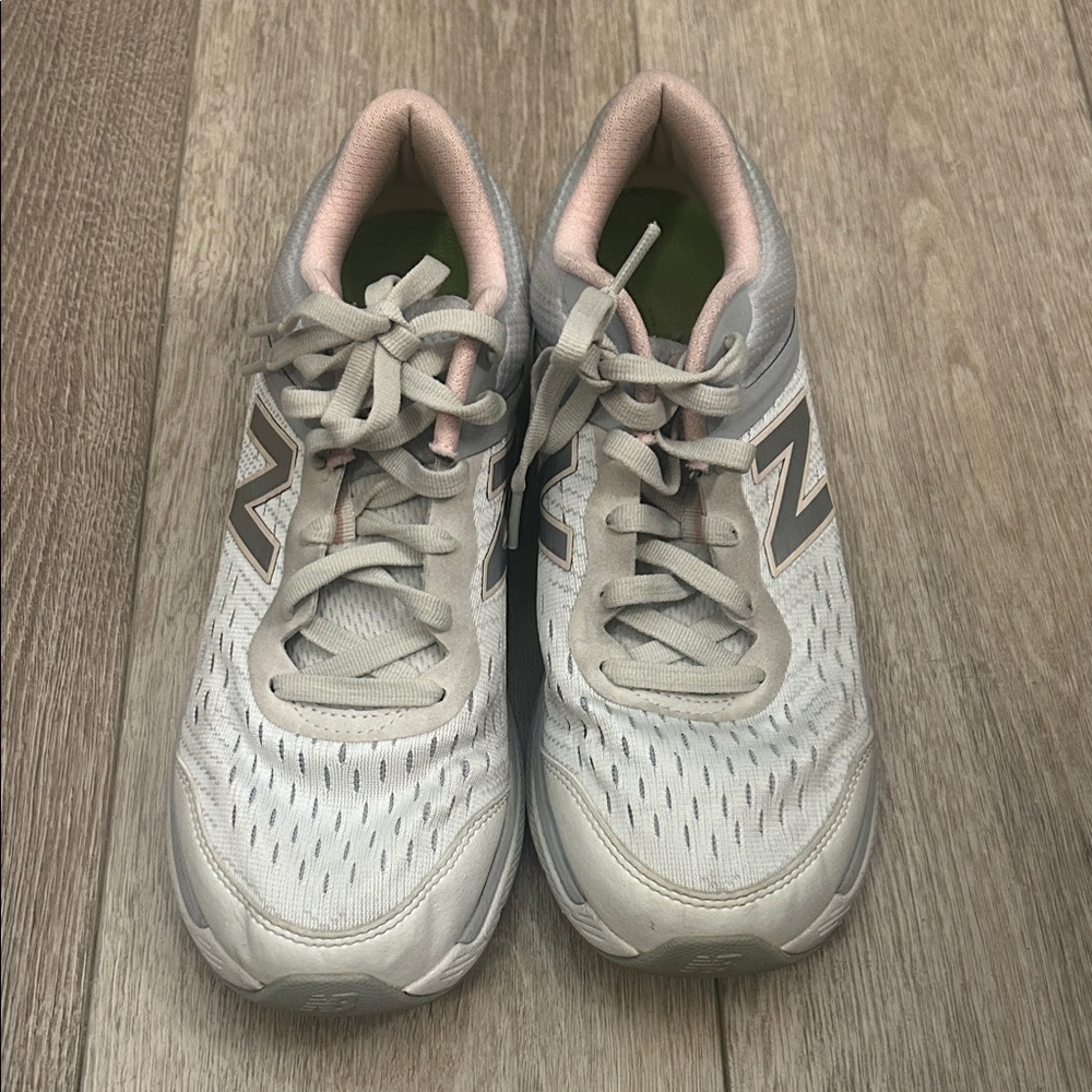 New Balance 847 Gray Athletic Shoes